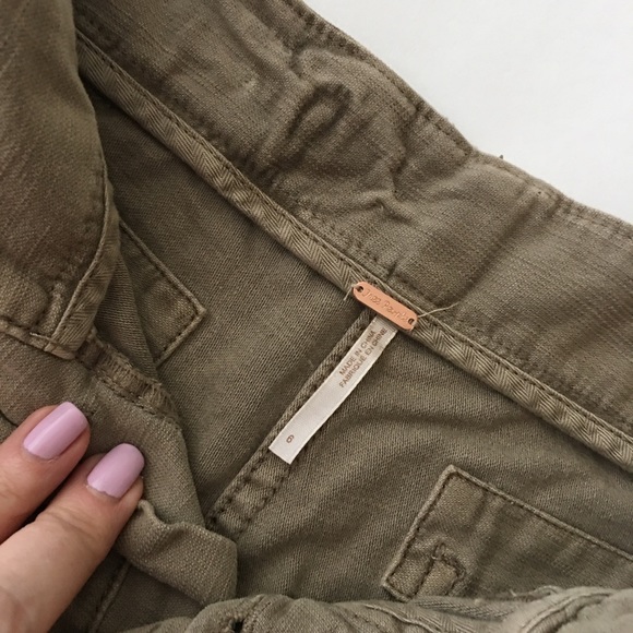 NEW Free People Raw Patched Standoff Cutoffs.Beige - Picture 6 of 7